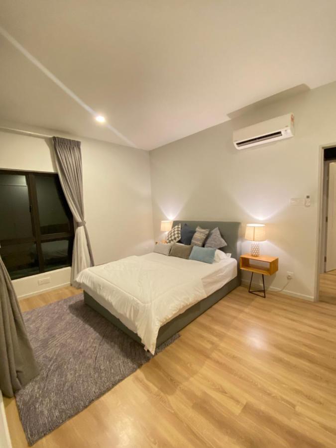 Faizal Madhi Homestay Kuching Eksteriør bilde