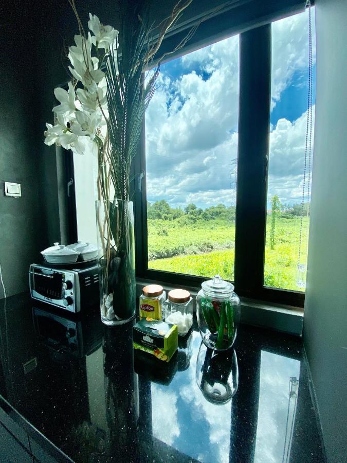 Faizal Madhi Homestay Kuching Eksteriør bilde
